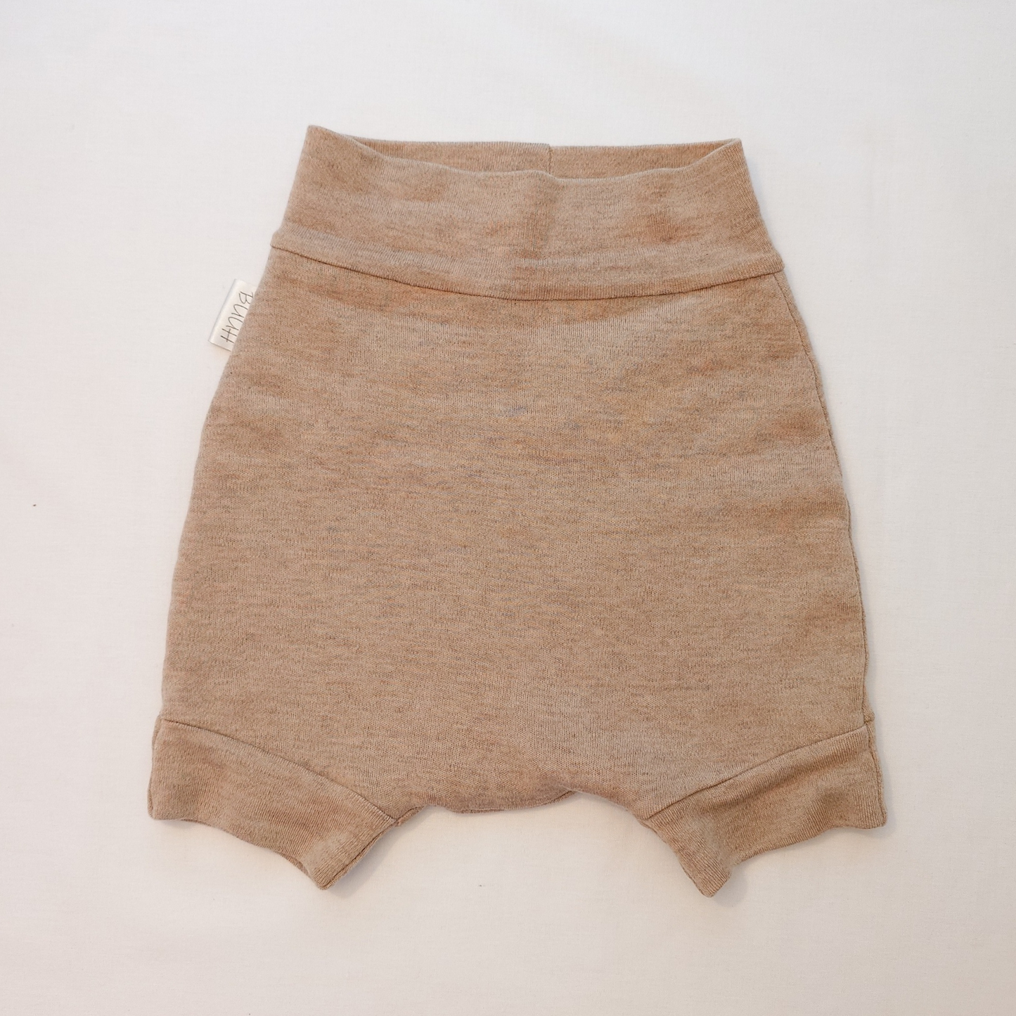 Pre-loved wool nappy cover from BUUH in very good condition, breathable and leak-resistant, ideal for cloth nappies